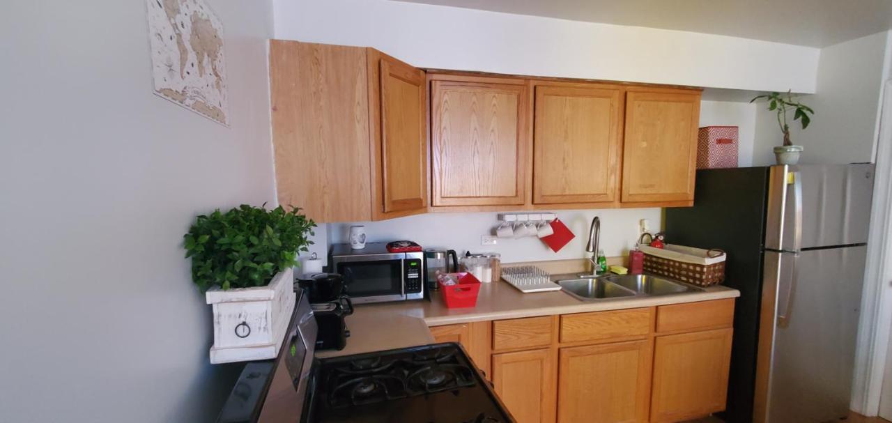 Cozy 1 Bedroom, 1 Min From Irving Park Blue Line, Free Parking Chicago Exterior foto